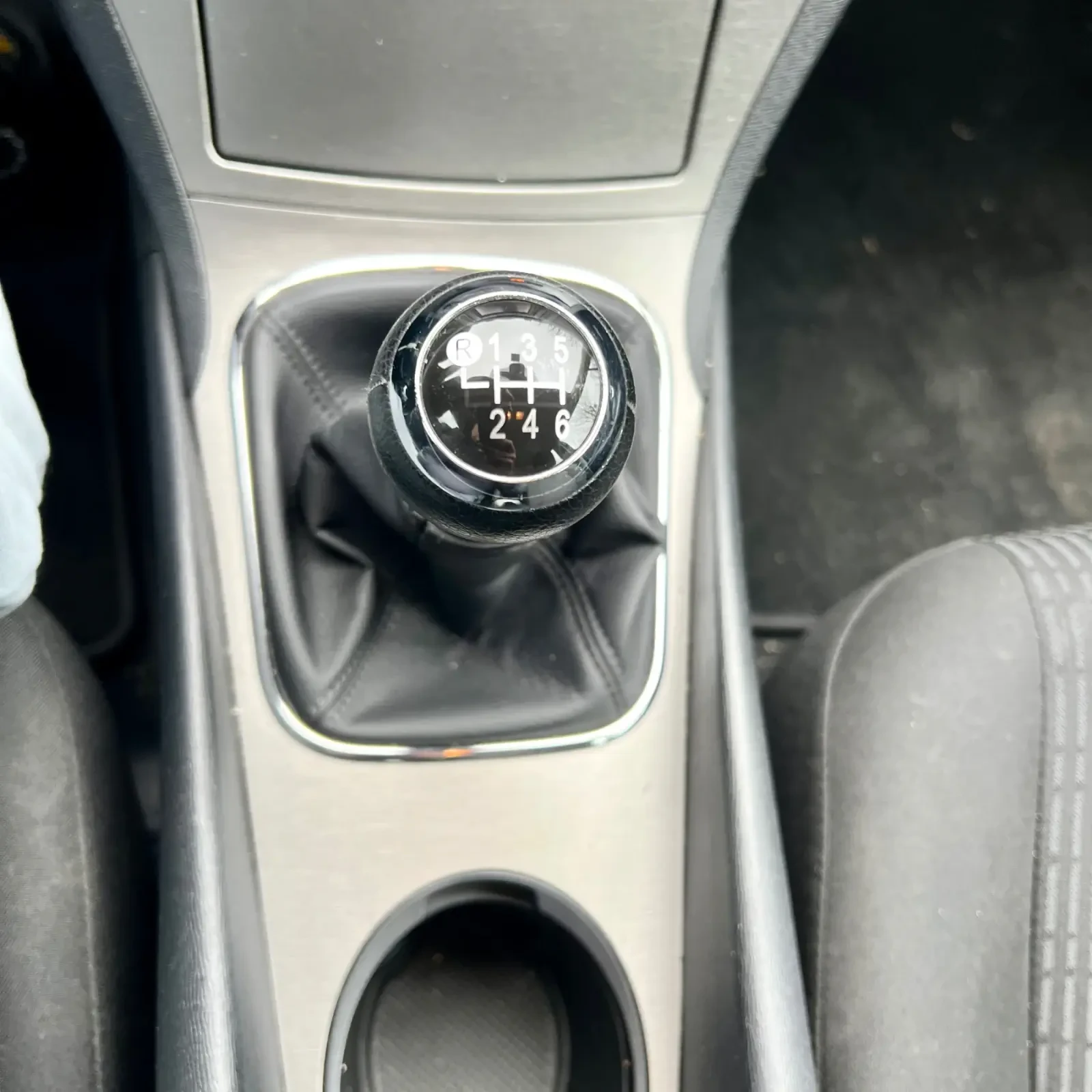 Toyota Avensis | Mobile.bg � ����������� 14