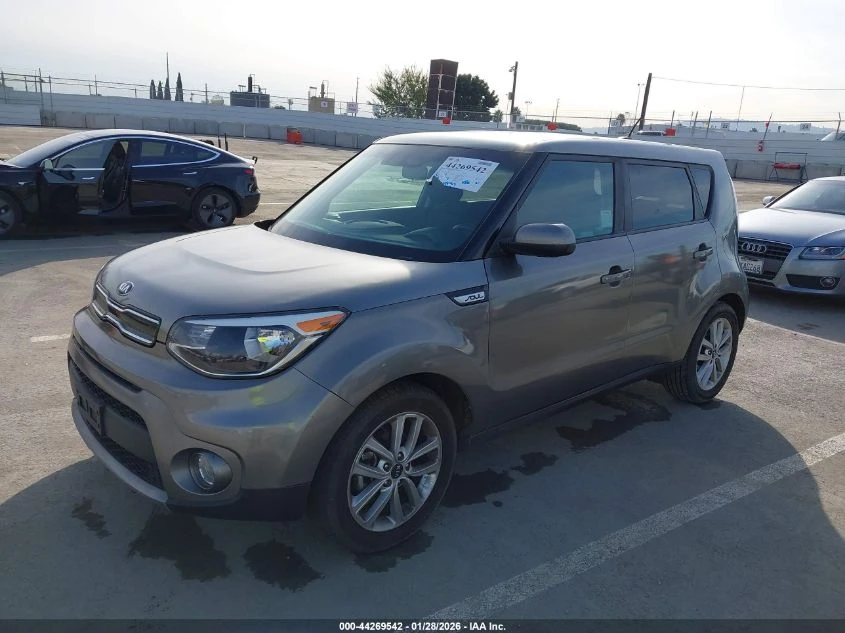 Kia Soul 2.0L I-4 DI, DOHC, VVT, 161HP Front Wheel Drive | Mobile.bg � ����������� 2