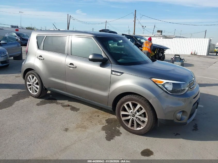 Kia Soul 2.0L I-4 DI, DOHC, VVT, 161HP Front Wheel Drive | Mobile.bg � ����������� 1