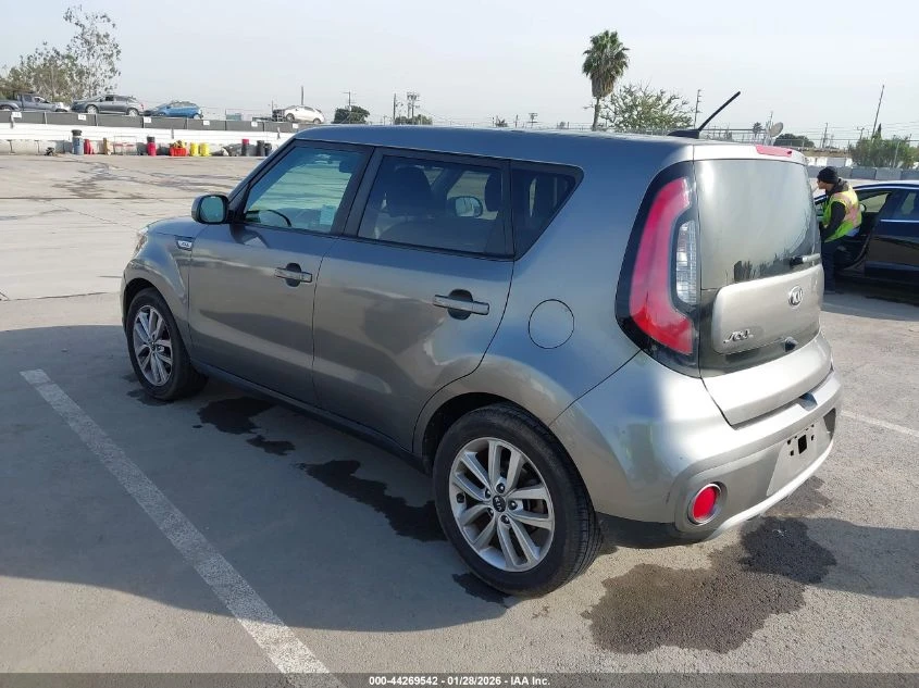 Kia Soul 2.0L I-4 DI, DOHC, VVT, 161HP Front Wheel Drive | Mobile.bg � ����������� 8