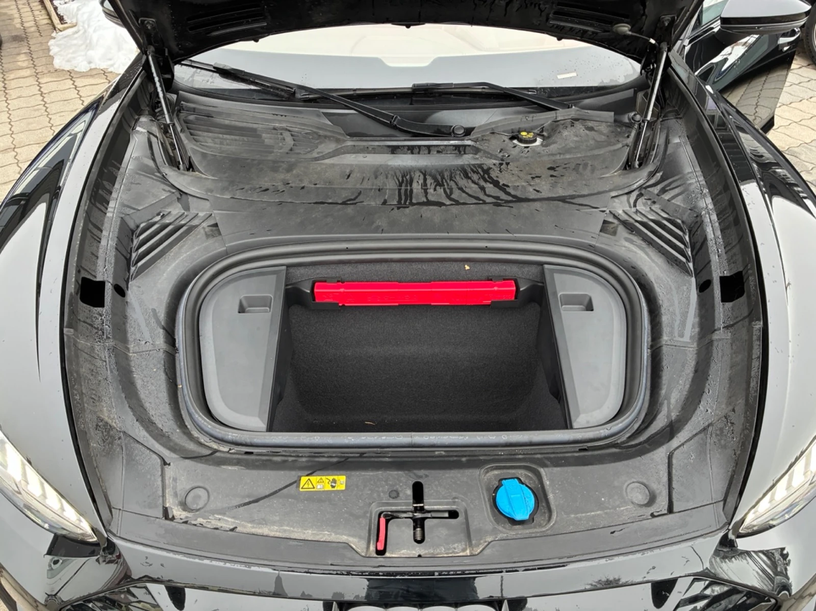 Audi E-Tron GT  RS Quattro , снимка 15 - Автомобили и джипове - 54139544