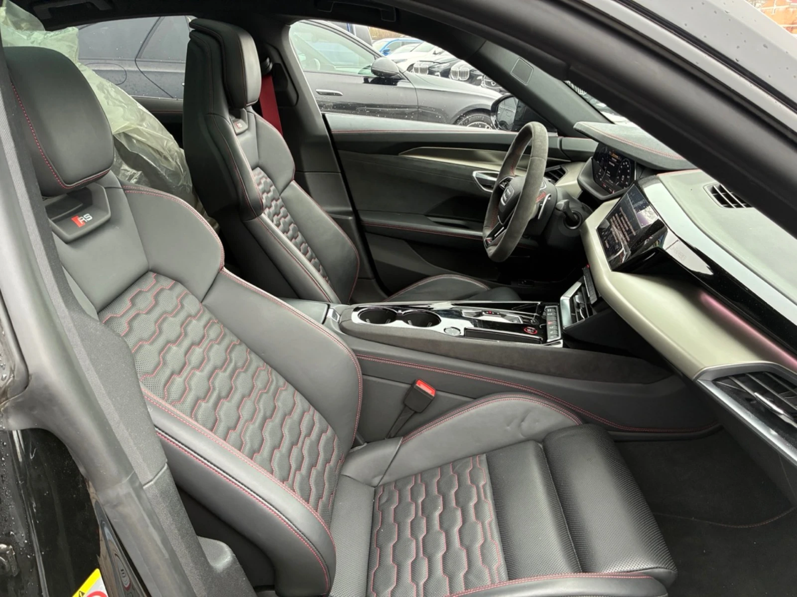 Audi E-Tron GT  RS Quattro , снимка 8 - Автомобили и джипове - 54139544