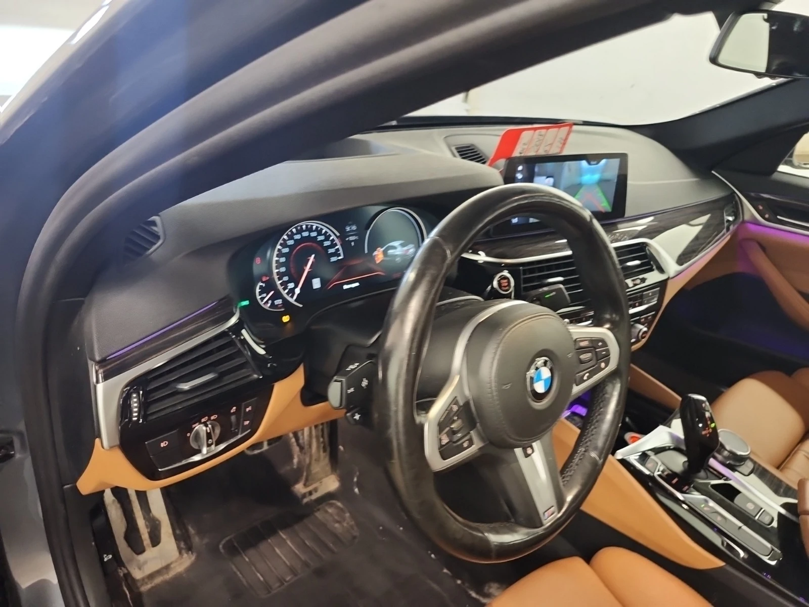 BMW 530 М ПАКЕТ * HEAD UP * 360 КАМЕРА * CARFAX * , снимка 8 - Автомобили и джипове - 54176425