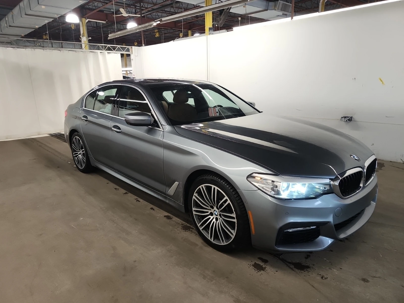 BMW 530 М ПАКЕТ * HEAD UP * 360 КАМЕРА * CARFAX * , снимка 3 - Автомобили и джипове - 54176425