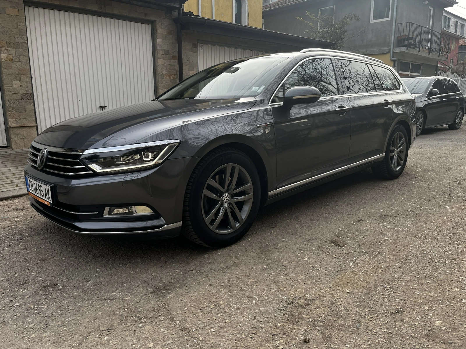 VW Passat, снимка 4 - Автомобили и джипове - 54182770