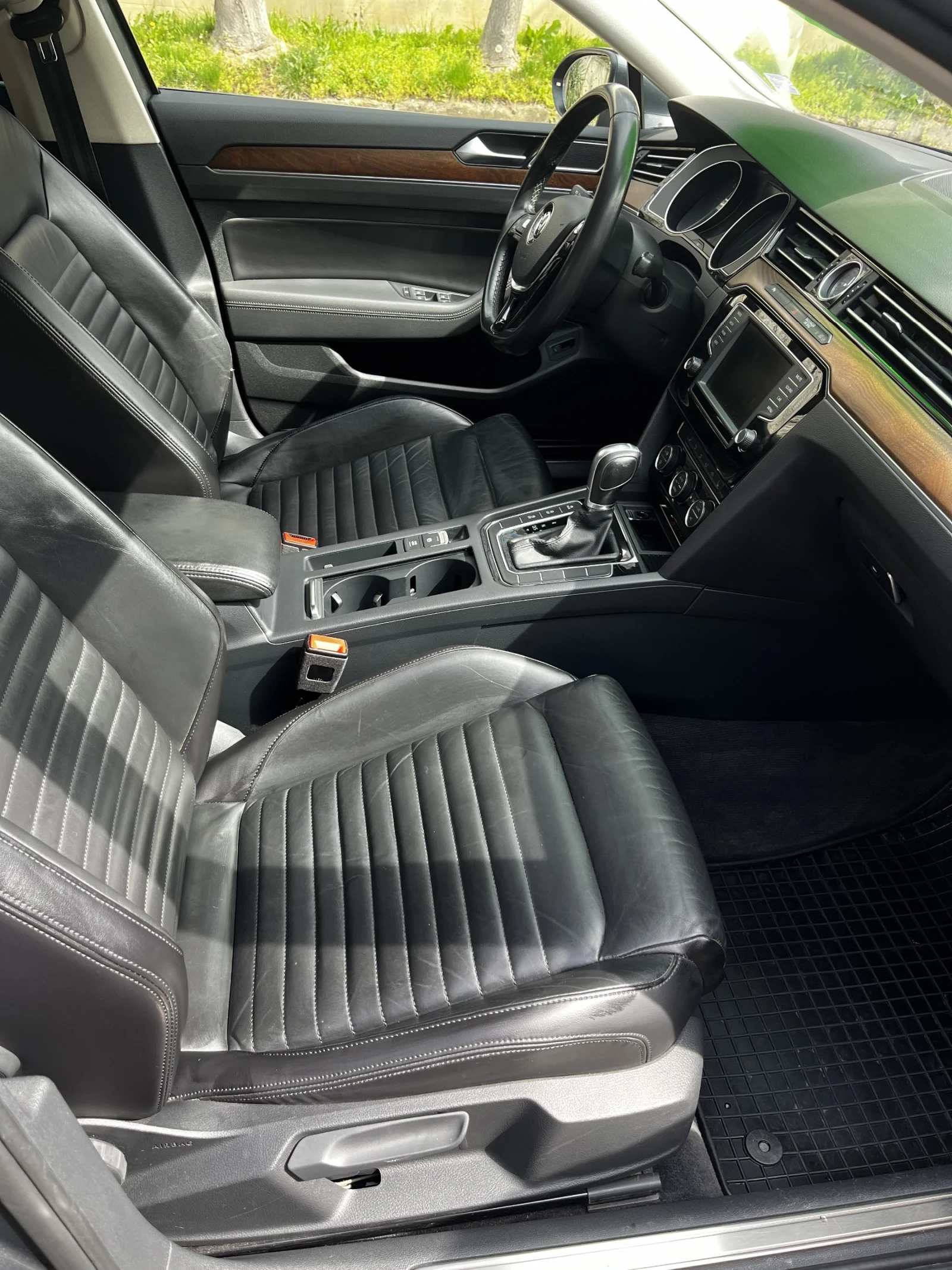 VW Passat, снимка 8 - Автомобили и джипове - 54182770