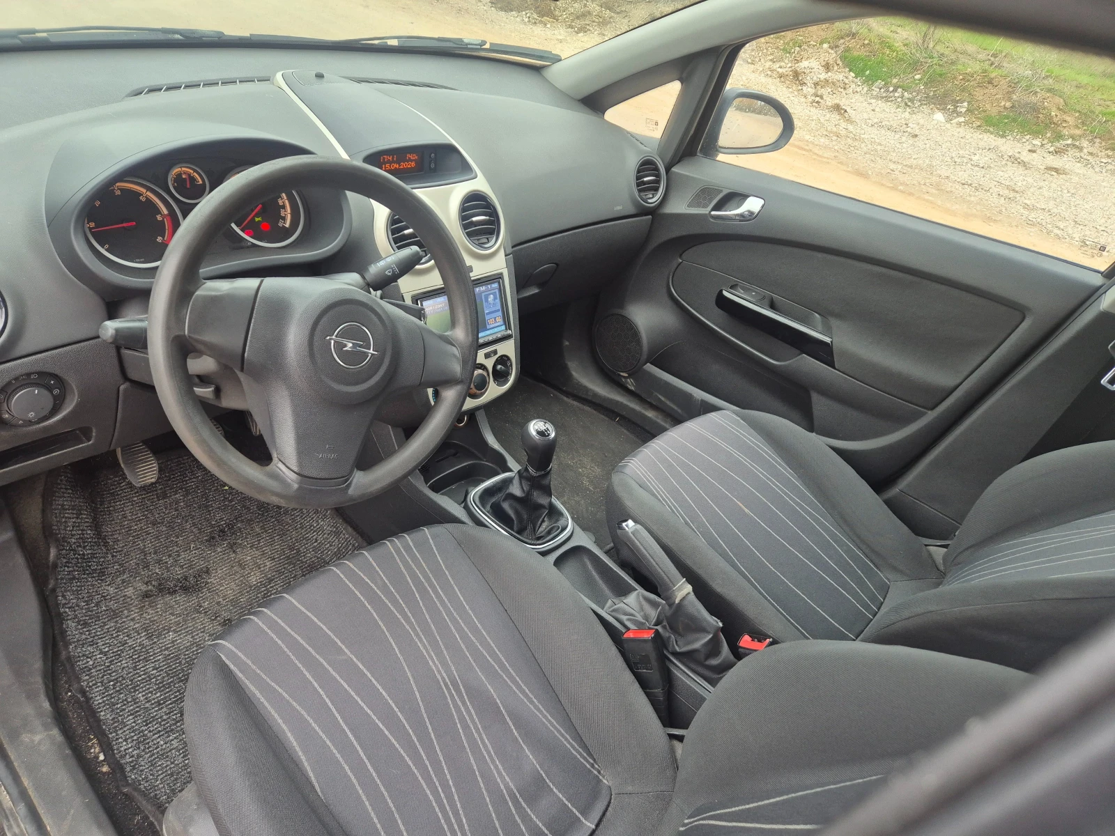 Opel Corsa 1.3CDTI, снимка 7 - Автомобили и джипове - 54441130
