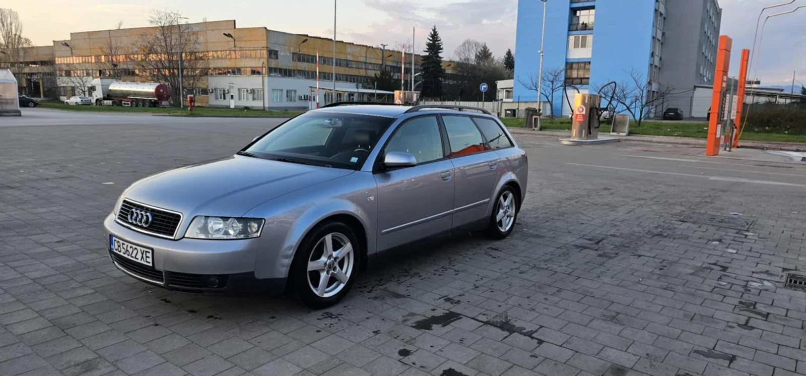 Audi A4 1.9 TDI, снимка 2 - Автомобили и джипове - 54745954