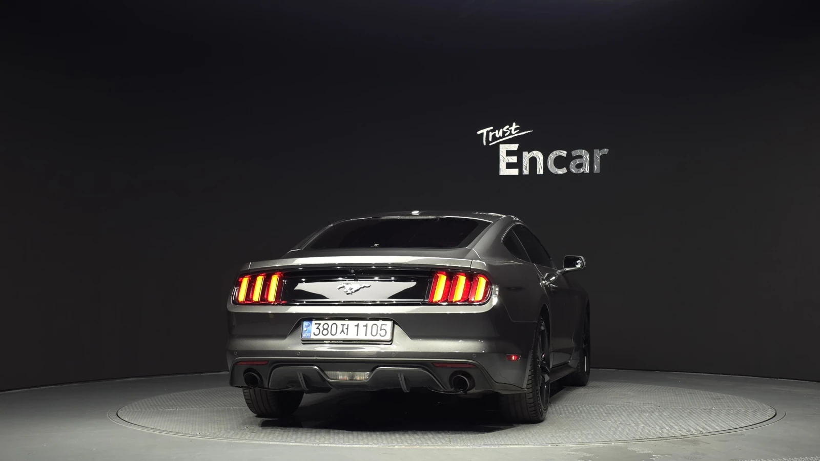 Ford Mustang 2.3 Coupe, Подгрев, Обдух., снимка 4 - Автомобили и джипове - 54856155