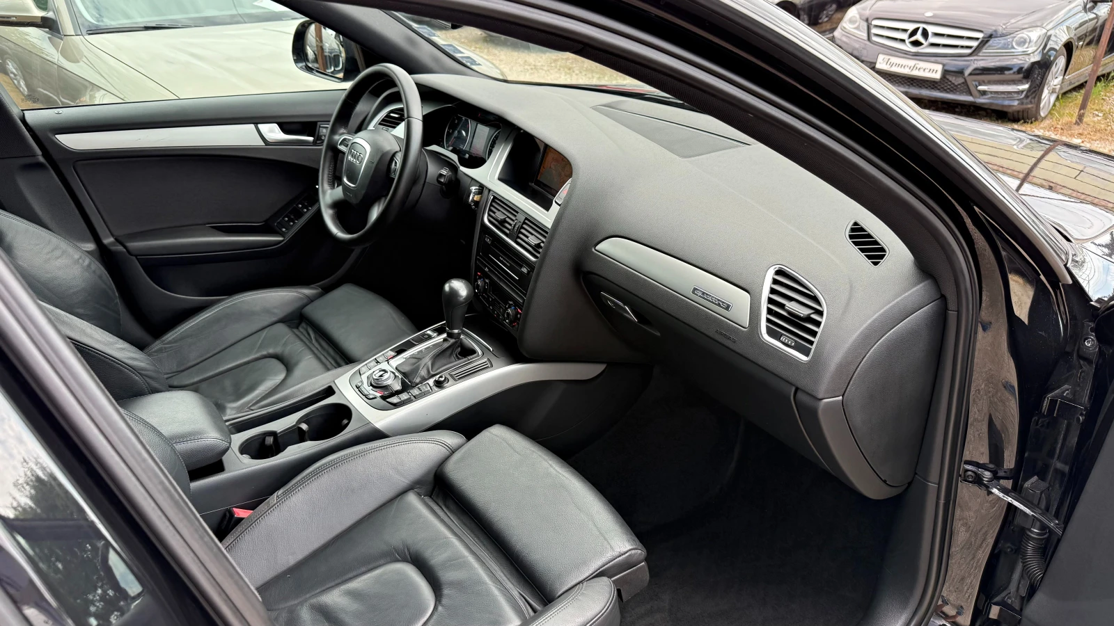 Audi A4 Allroad 3.0TDI НАВИ БИКСЕНОН КОЖА, снимка 8 - Автомобили и джипове - 54961887