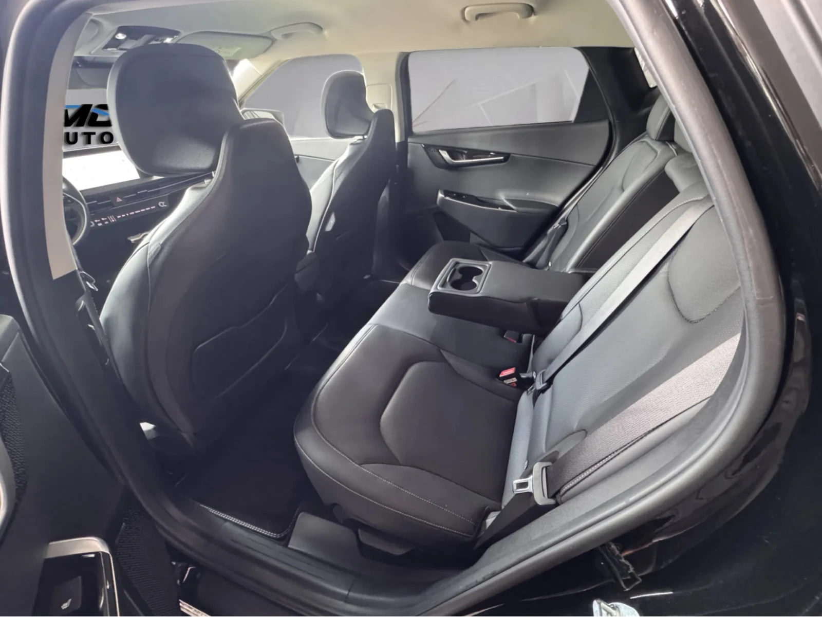 Kia EV6 77.4KWH ТЕРМО-ПОМПА ДИСТРОНИК ПАНОРАМА ОБДУХВАНЕ, снимка 15 - Автомобили и джипове - 55178329