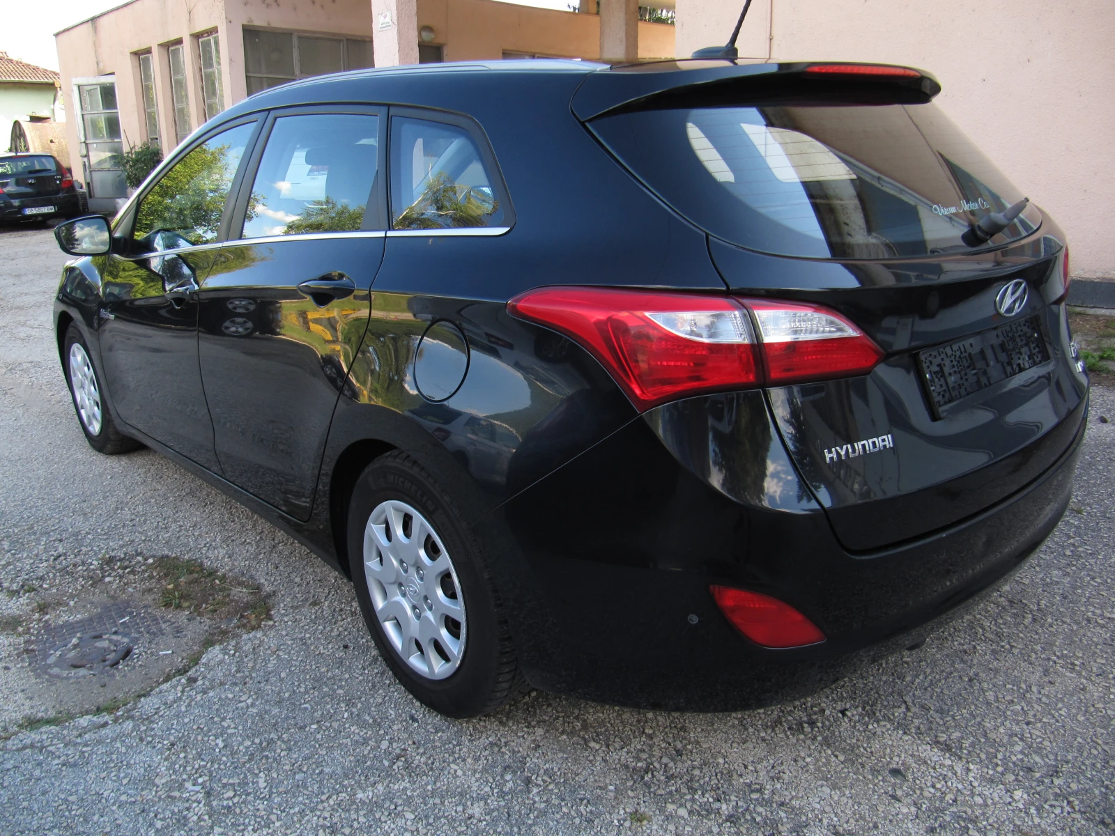 Hyundai I30 1.6 NAVI Кожа, снимка 7 - Автомобили и джипове - 55453201