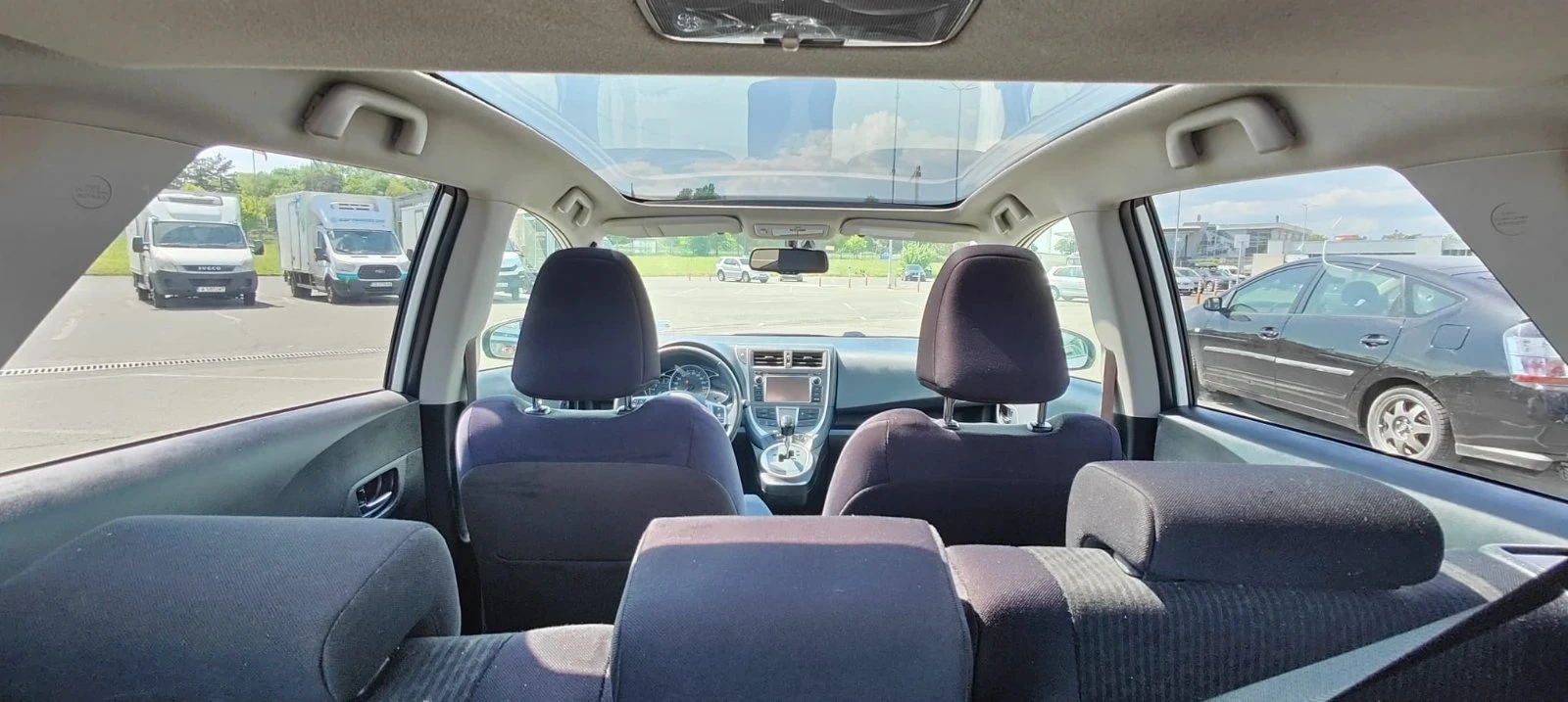 Toyota Verso S 1.4 Diesel Automatic, снимка 2 - Автомобили и джипове - 55543355