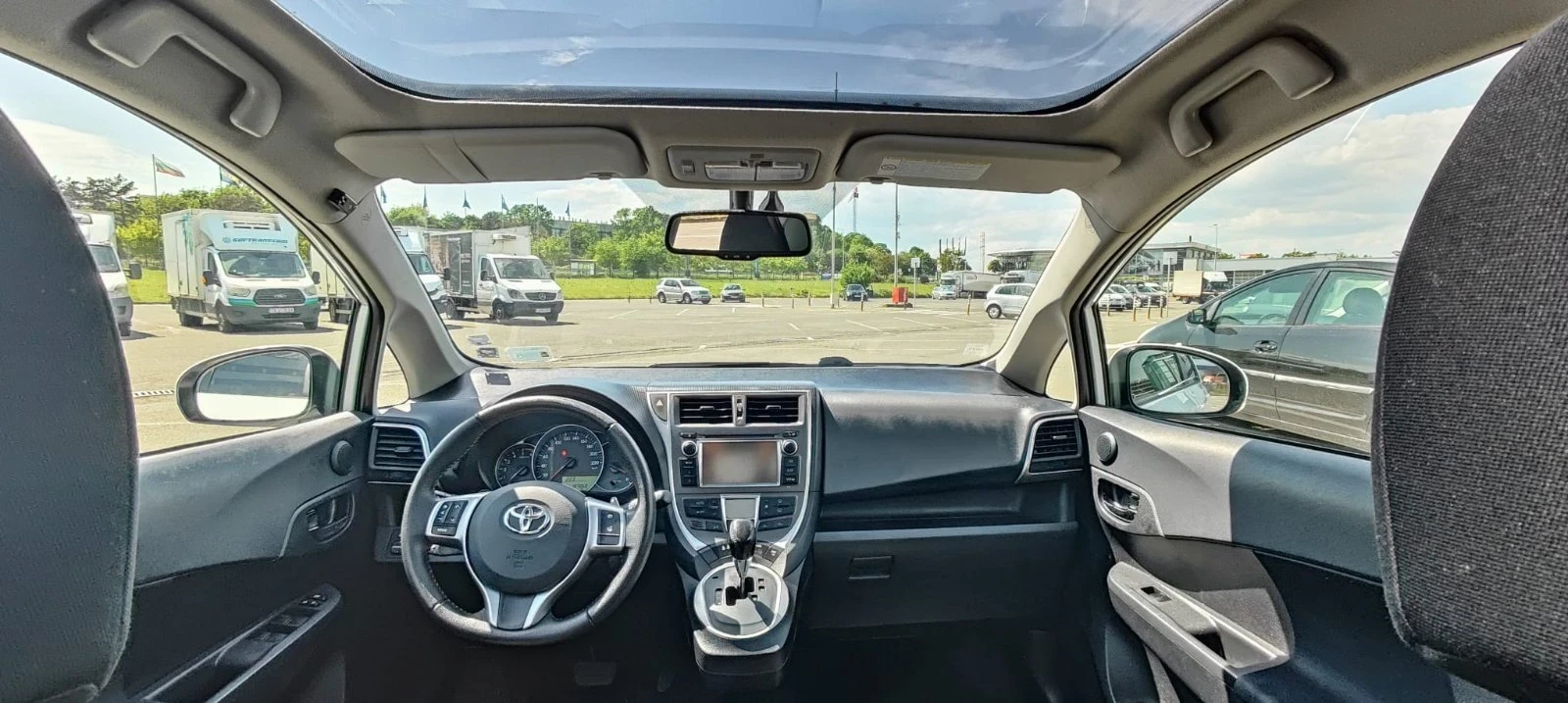 Toyota Verso S 1.4 Diesel Automatic, снимка 3 - Автомобили и джипове - 55543355
