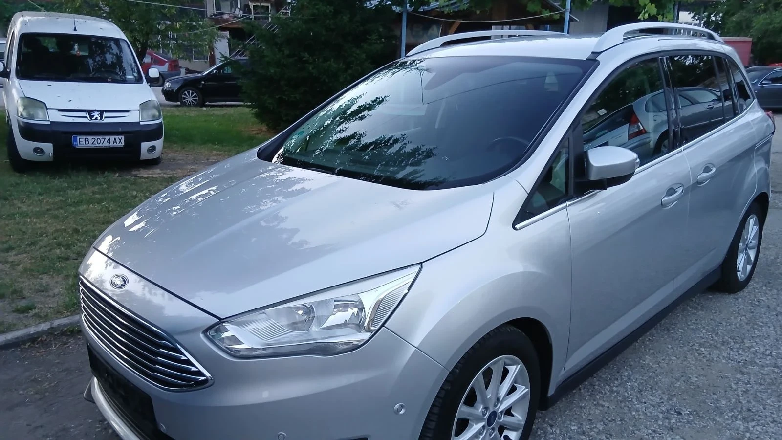 Ford Grand C-Max, снимка 10 - Автомобили и джипове - 55754441