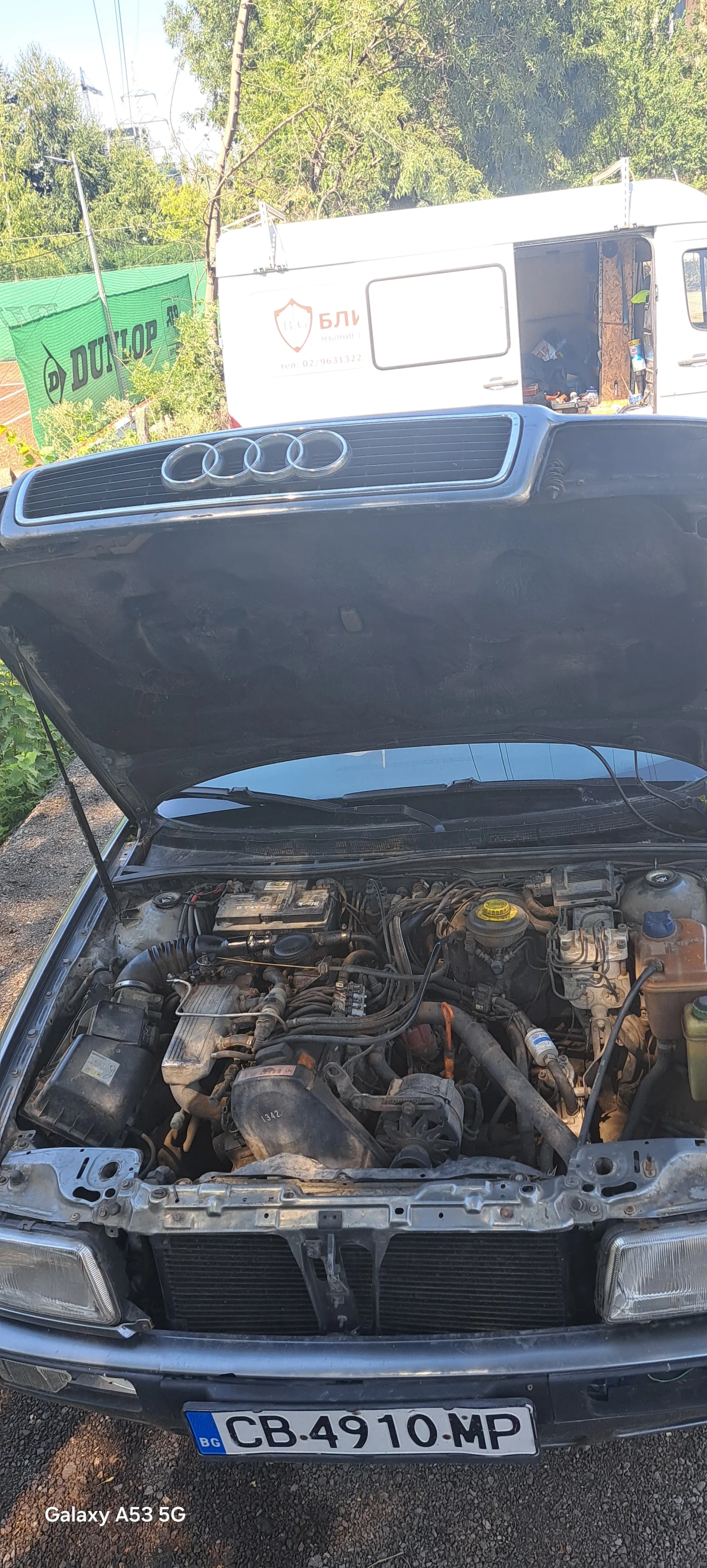 Audi 80 2000 кубика газ-бензин