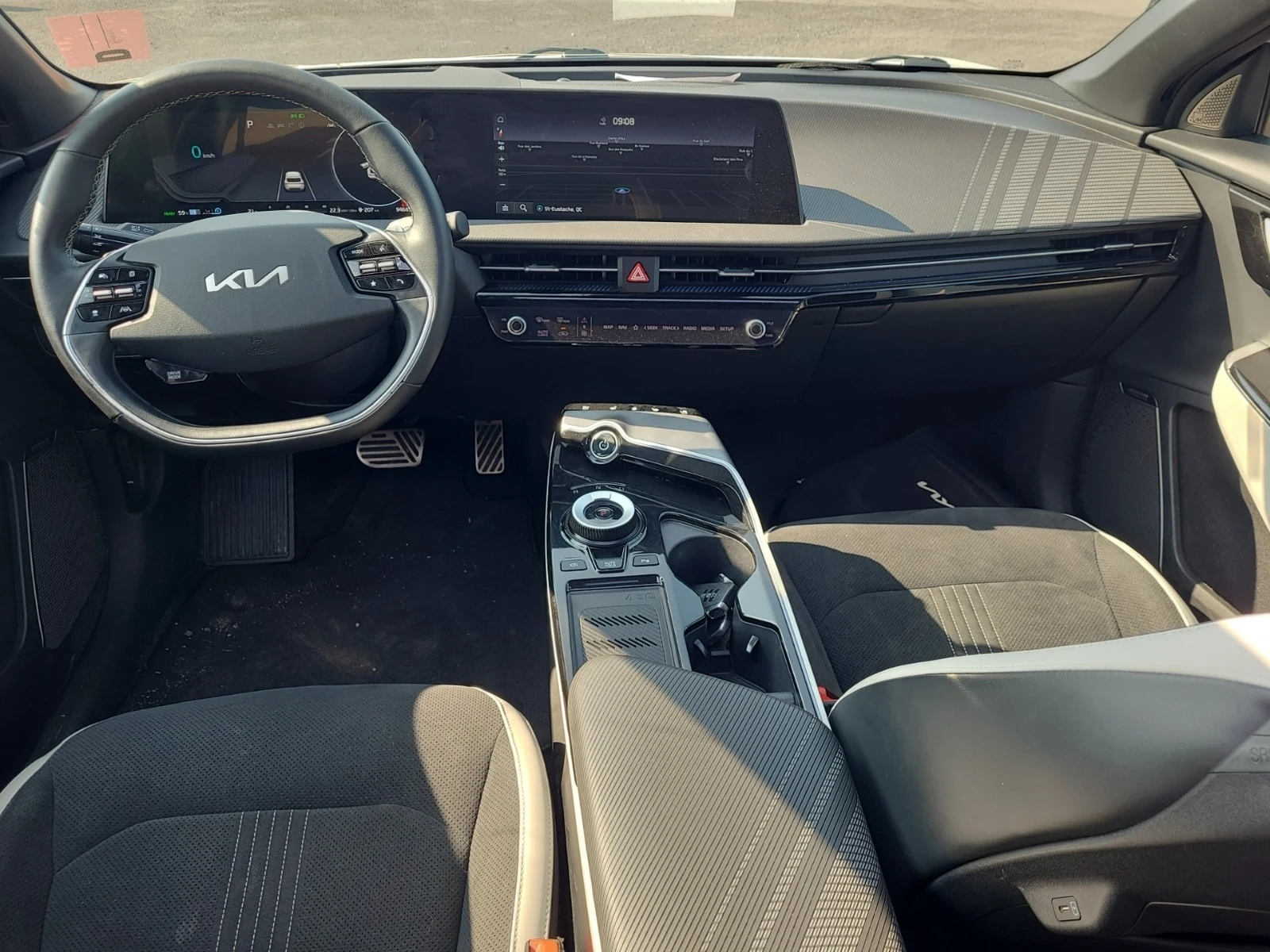 Kia EV6 LONG RANGE GT LINE 2 4D UTILIT * CARFAX , снимка 10 - Автомобили и джипове - 56096046