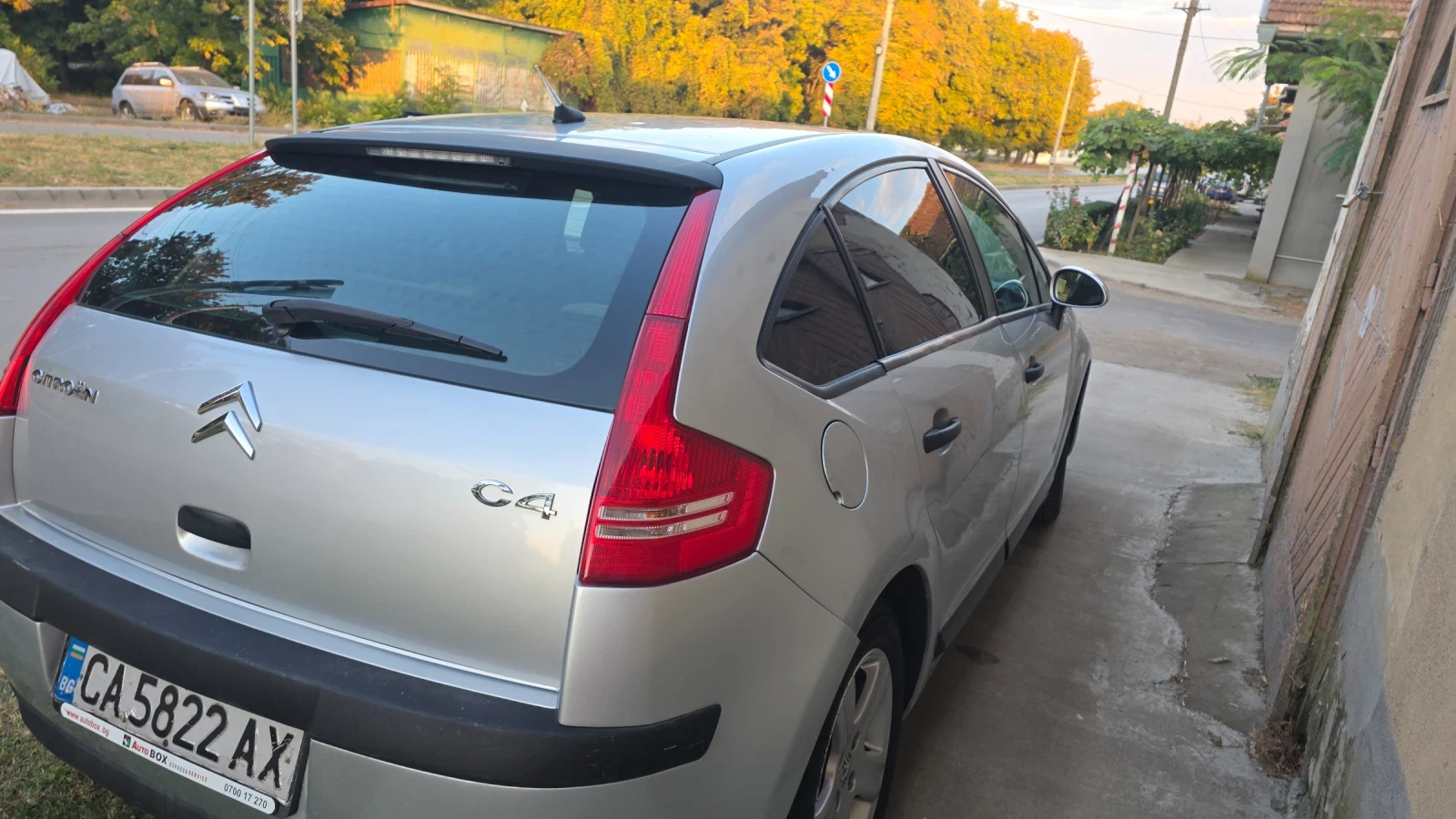 Citroen C4 1.6 HDI, снимка 3 - Автомобили и джипове - 56442896