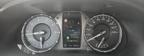 Toyota Hilux 2.4D 6AT Style, снимка 8