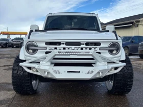Ford Bronco SASQUATCH PACK. С РЕГИСТРАЦИЯ & АВТО КРЕДИТ, снимка 2 - Автомобили и джипове - 53646404
