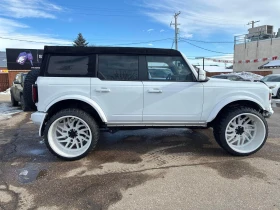 Ford Bronco SASQUATCH PACK. С РЕГИСТРАЦИЯ & АВТО КРЕДИТ, снимка 3 - Автомобили и джипове - 53646404