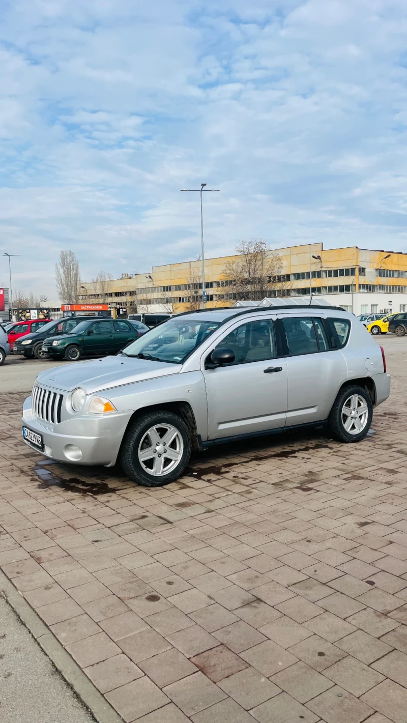 Jeep Compass 2.4L Бензин, Автоматик, 4х4, снимка 5 - Автомобили и джипове - 48840219