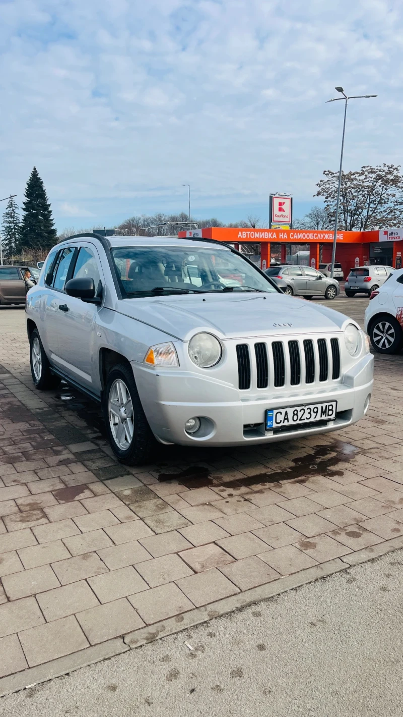 Jeep Compass 2.4L Бензин, Автоматик, 4х4, снимка 8 - Автомобили и джипове - 48840219