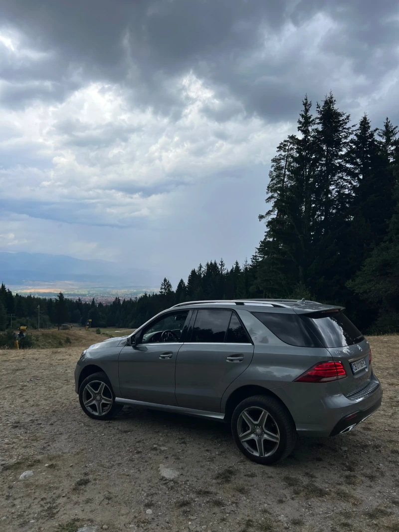 Mercedes-Benz GLE 350 SUV, снимка 10 - Автомобили и джипове - 51813689