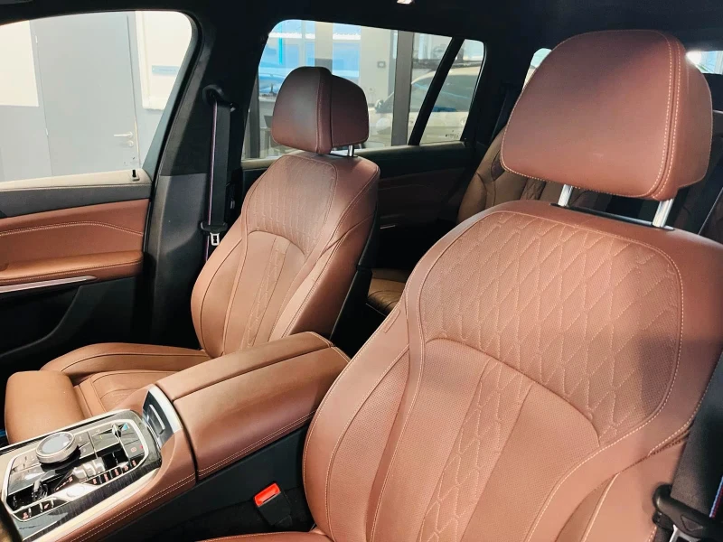 BMW X7 40d/352HP/xDRIVE/M-SPORT/HUD/360/HUD/757v, снимка 9 - Автомобили и джипове - 52157292