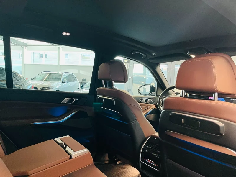 BMW X7 40d/352HP/xDRIVE/M-SPORT/HUD/360/HUD/757v, снимка 14 - Автомобили и джипове - 52157292