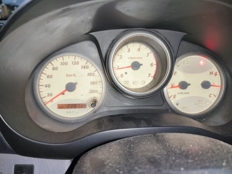 Toyota Rav4 2.0 D-4D , снимка 10 - Автомобили и джипове - 52676889