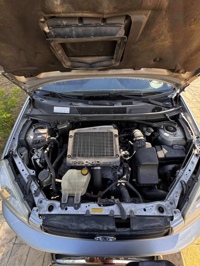 Toyota Rav4 2.0 D-4D , снимка 3 - Автомобили и джипове - 52676889