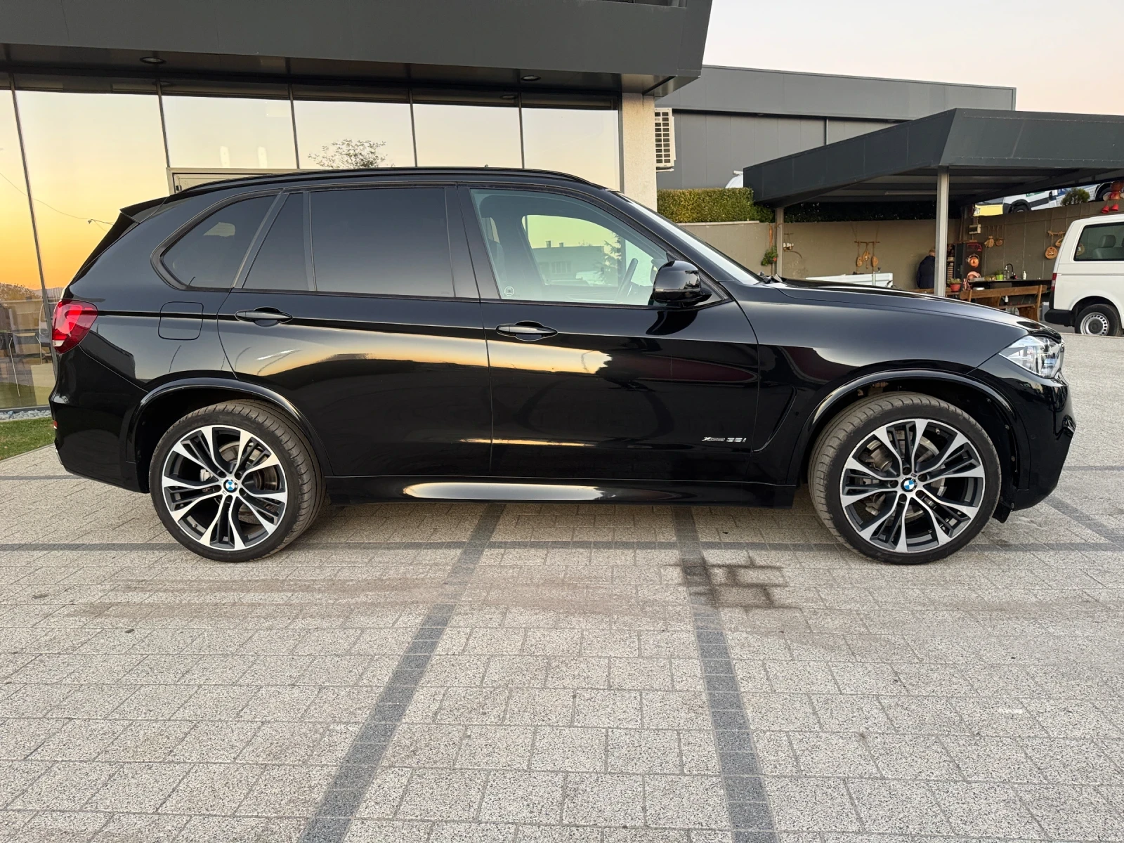 BMW X5 MPerformance Xdrive 35i - изображение 3