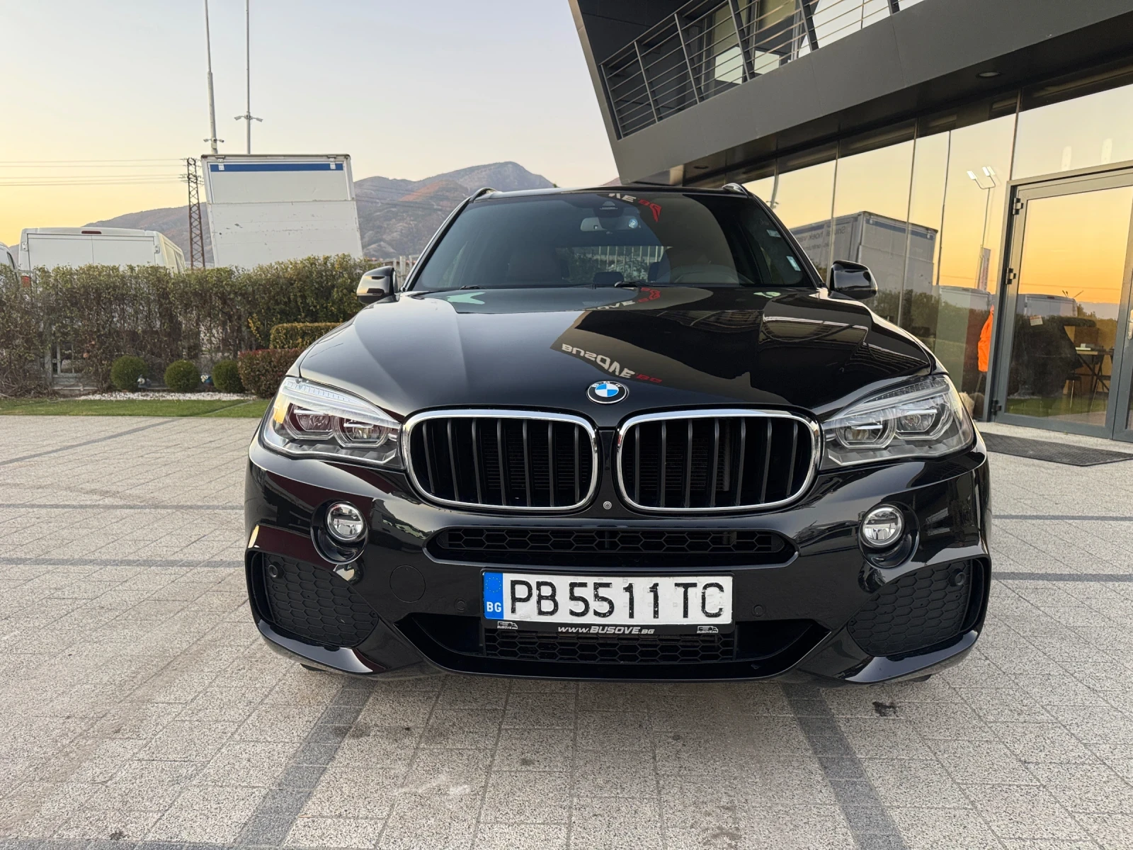 BMW X5 MPerformance Xdrive 35i - изображение 8