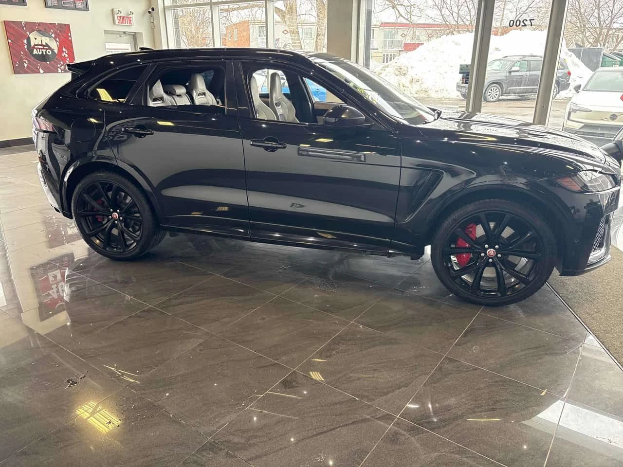 Jaguar F-PACE * SVR* 360 КАМЕРА* ПАНОРАМА* , снимка 5 - Автомобили и джипове - 53985485