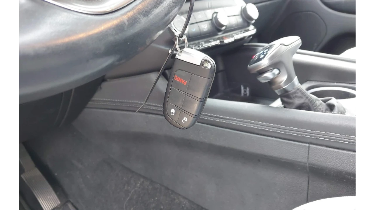 Dodge Durango SXT PLUS RWD, снимка 15 - Автомобили и джипове - 54410940