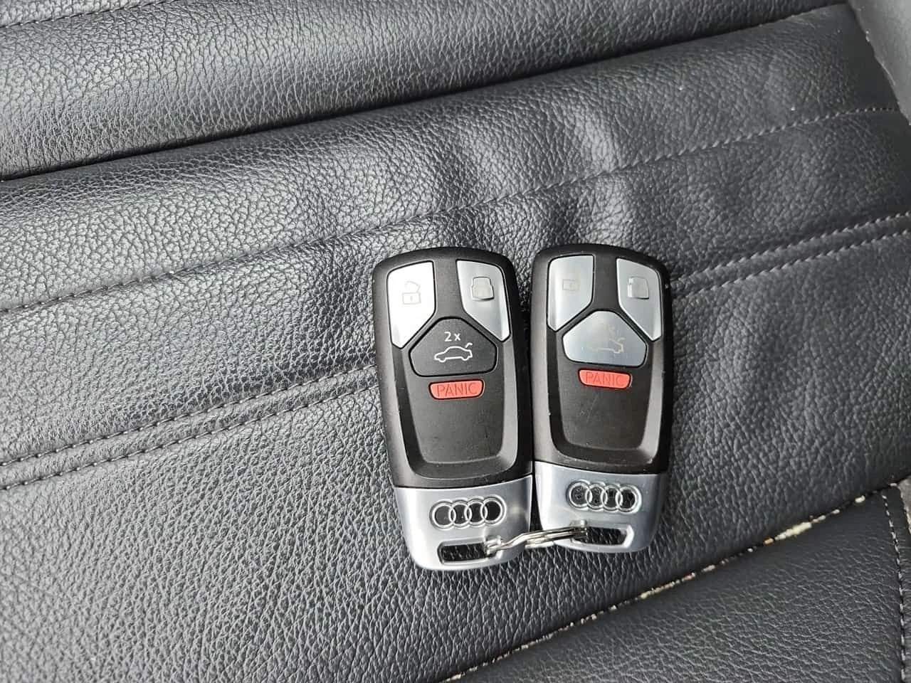 Audi Q5 Progressiv/CARFAX/Панорама/Памет/Подгрев/2 КЛЮЧА, снимка 8 - Автомобили и джипове - 54459674