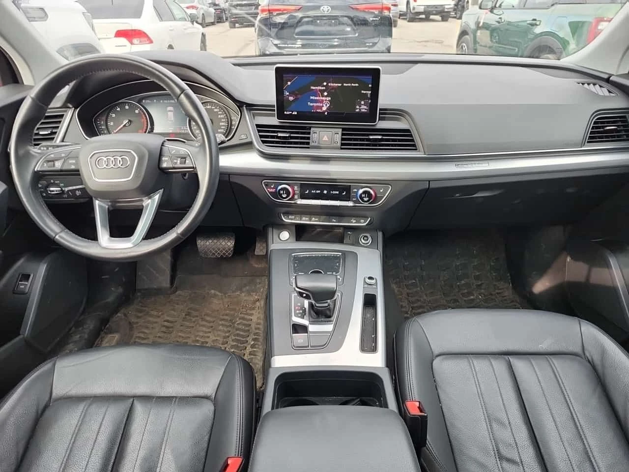 Audi Q5 Progressiv/CARFAX/Панорама/Памет/Подгрев/2 КЛЮЧА, снимка 6 - Автомобили и джипове - 54459674