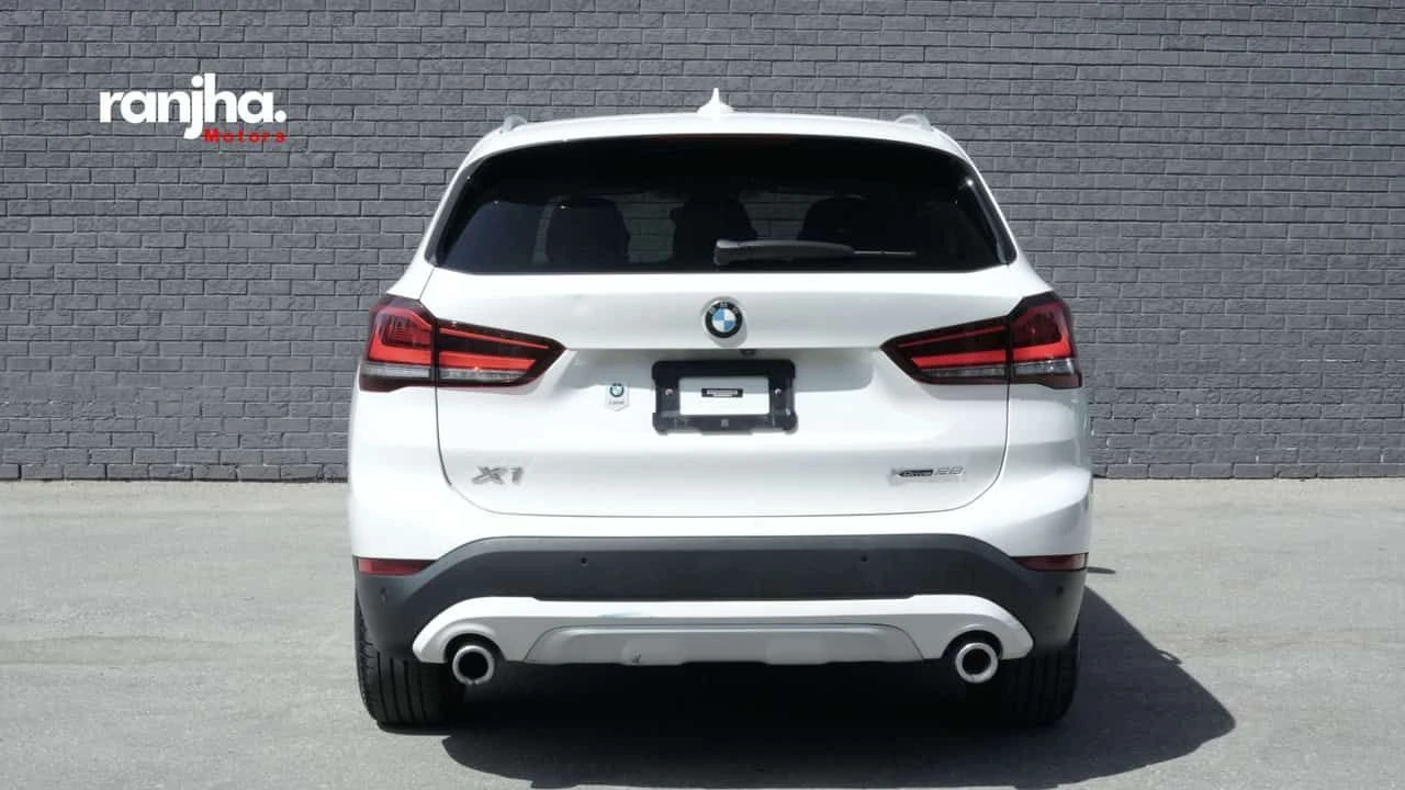 BMW X1 * XDrive28i SUV * PREMIUM ENHANCED PACKAGE * GREAT, снимка 4 - Автомобили и джипове - 55080983