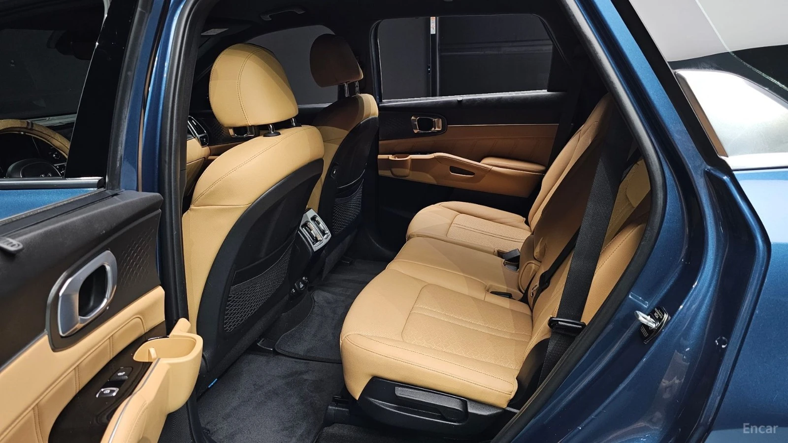Kia Sorento NOBLESSE/DRIVE-ASSISTS/HEV-1.6, снимка 13 - Автомобили и джипове - 55678895