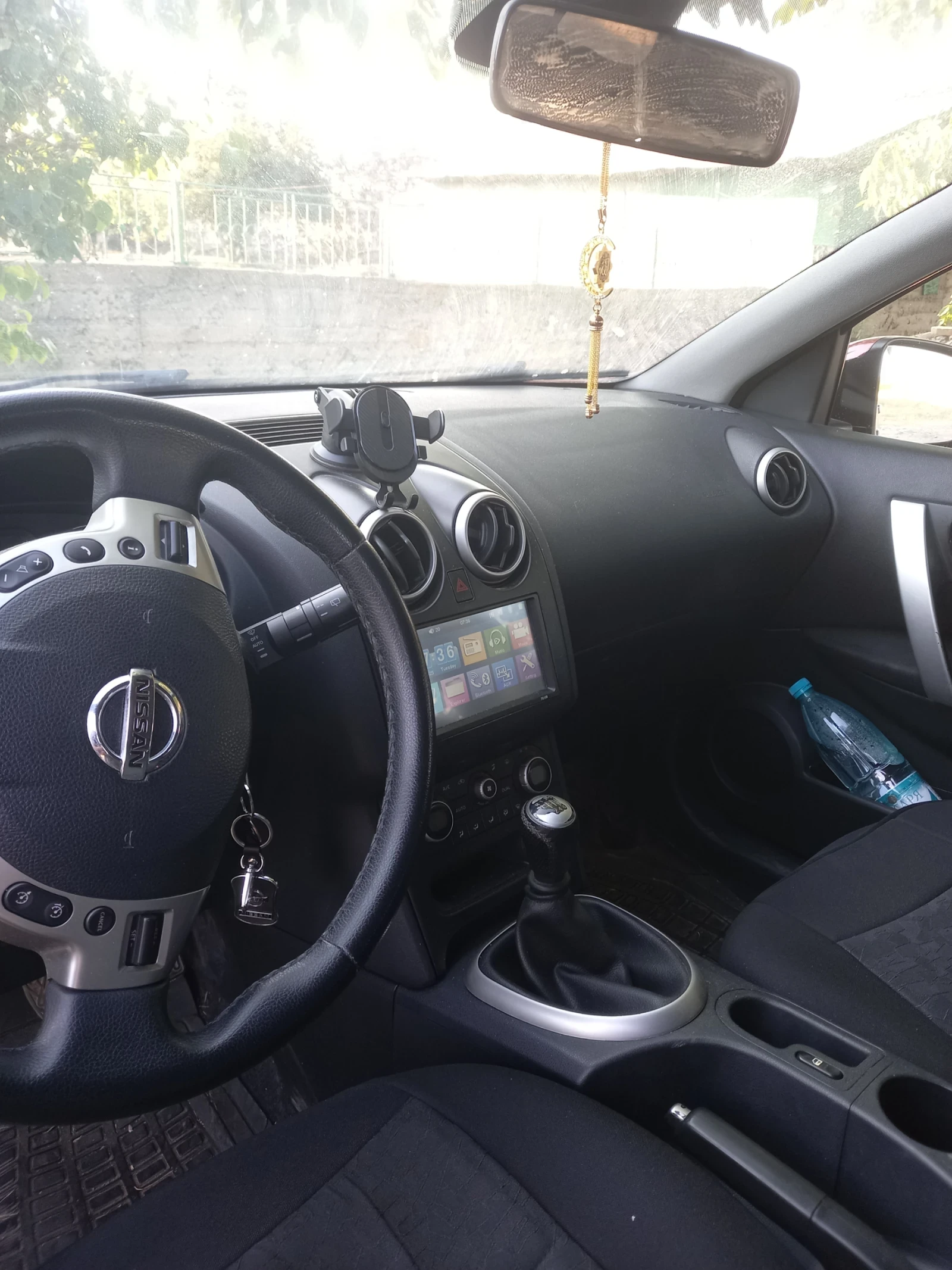 Nissan Qashqai 1.6D, снимка 2 - Автомобили и джипове - 55909332