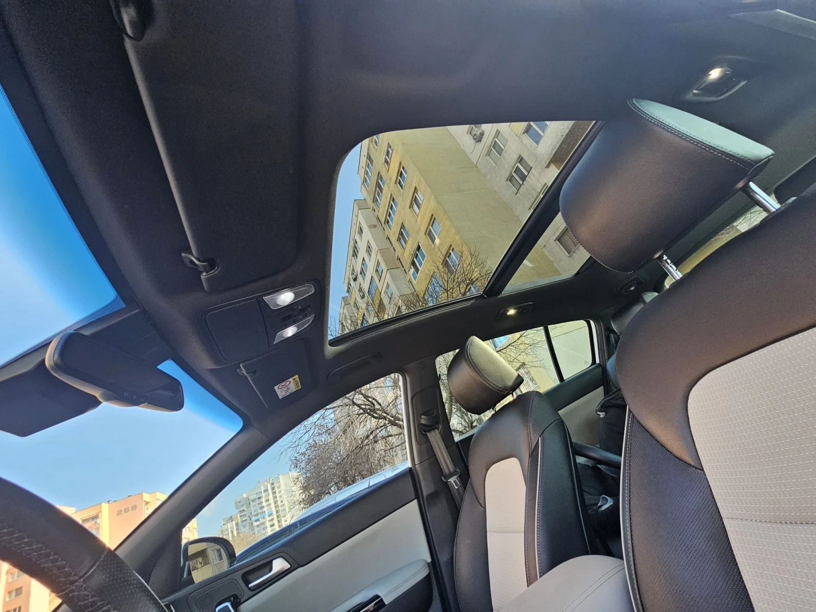 Kia Sportage 2.0 CRDI GT Line 4x4 MHEV Hibrid JBL, снимка 14 - Автомобили и джипове - 55989767