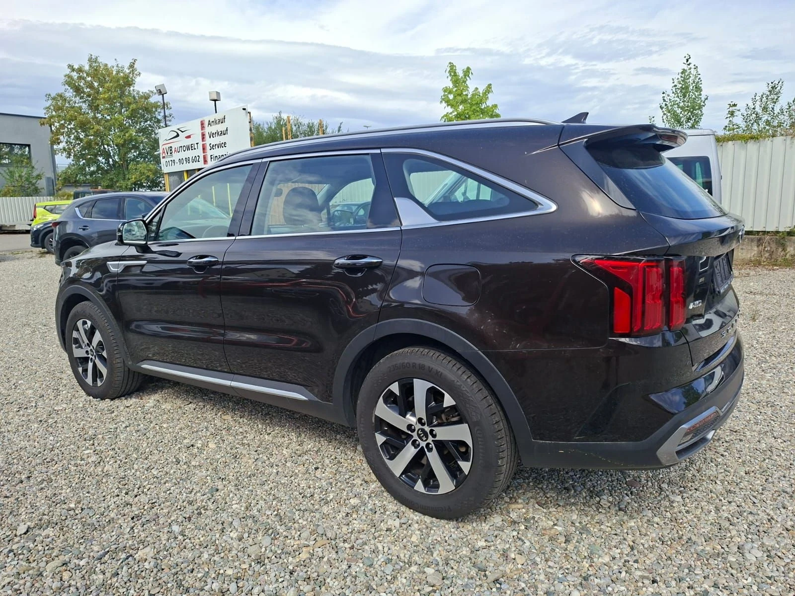 Kia Sorento, снимка 3 - Автомобили и джипове - 56045136
