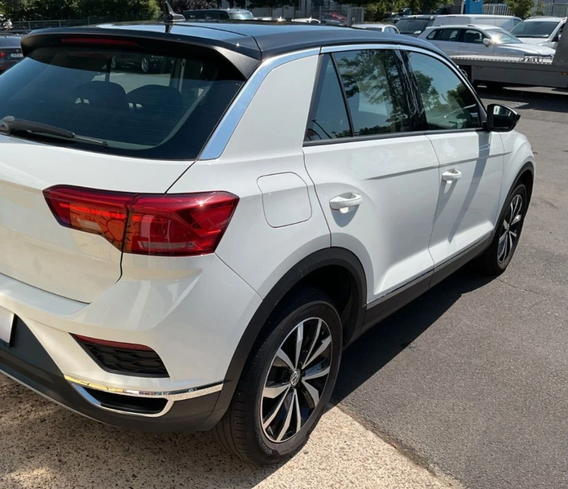 VW T-Roc, снимка 7 - Автомобили и джипове - 56679429