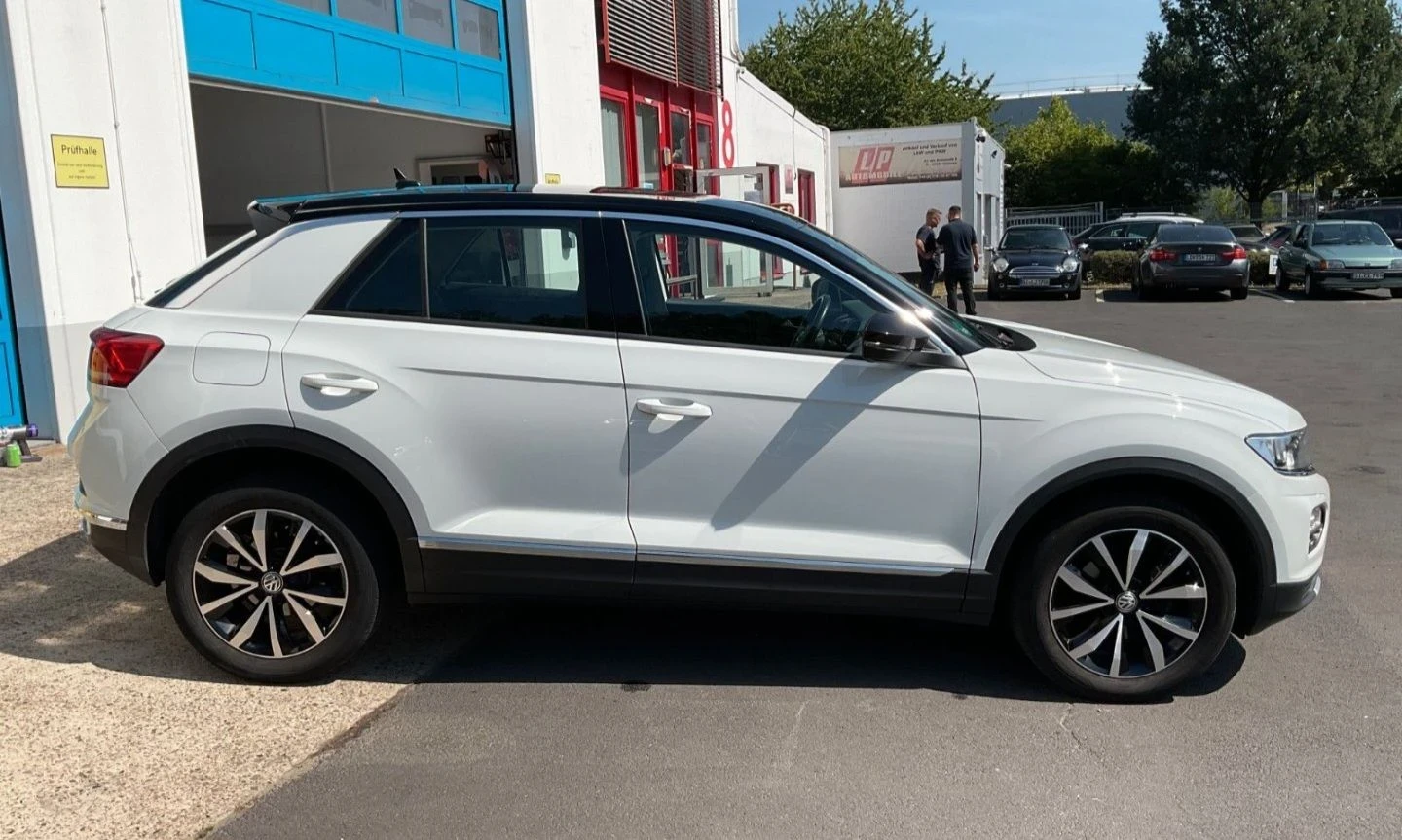 VW T-Roc, снимка 4 - Автомобили и джипове - 56679429