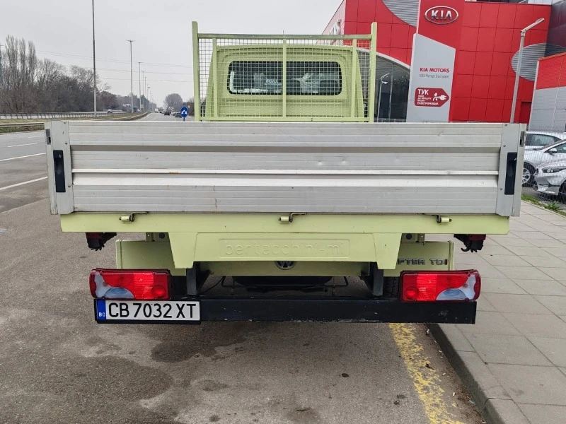 VW Crafter 64 000км, снимка 3 - Бусове и автобуси - 46924975