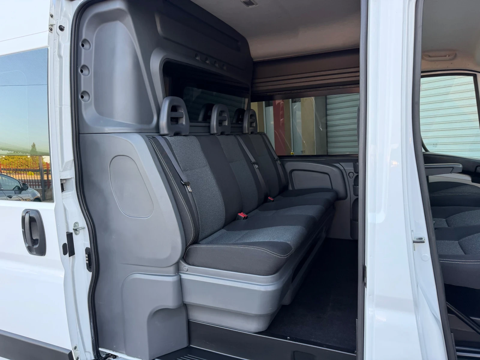 Fiat Ducato 2.3MJET L4H2 5+ 1места КЛИМА ТОВАРЕН ГЕРМАНИЯ, снимка 14 - Бусове и автобуси - 55996663