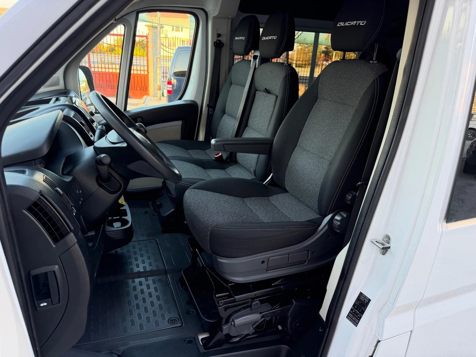 Fiat Ducato 2.3MJET L4H2 5+ 1места КЛИМА ТОВАРЕН ГЕРМАНИЯ, снимка 12 - Бусове и автобуси - 55996663