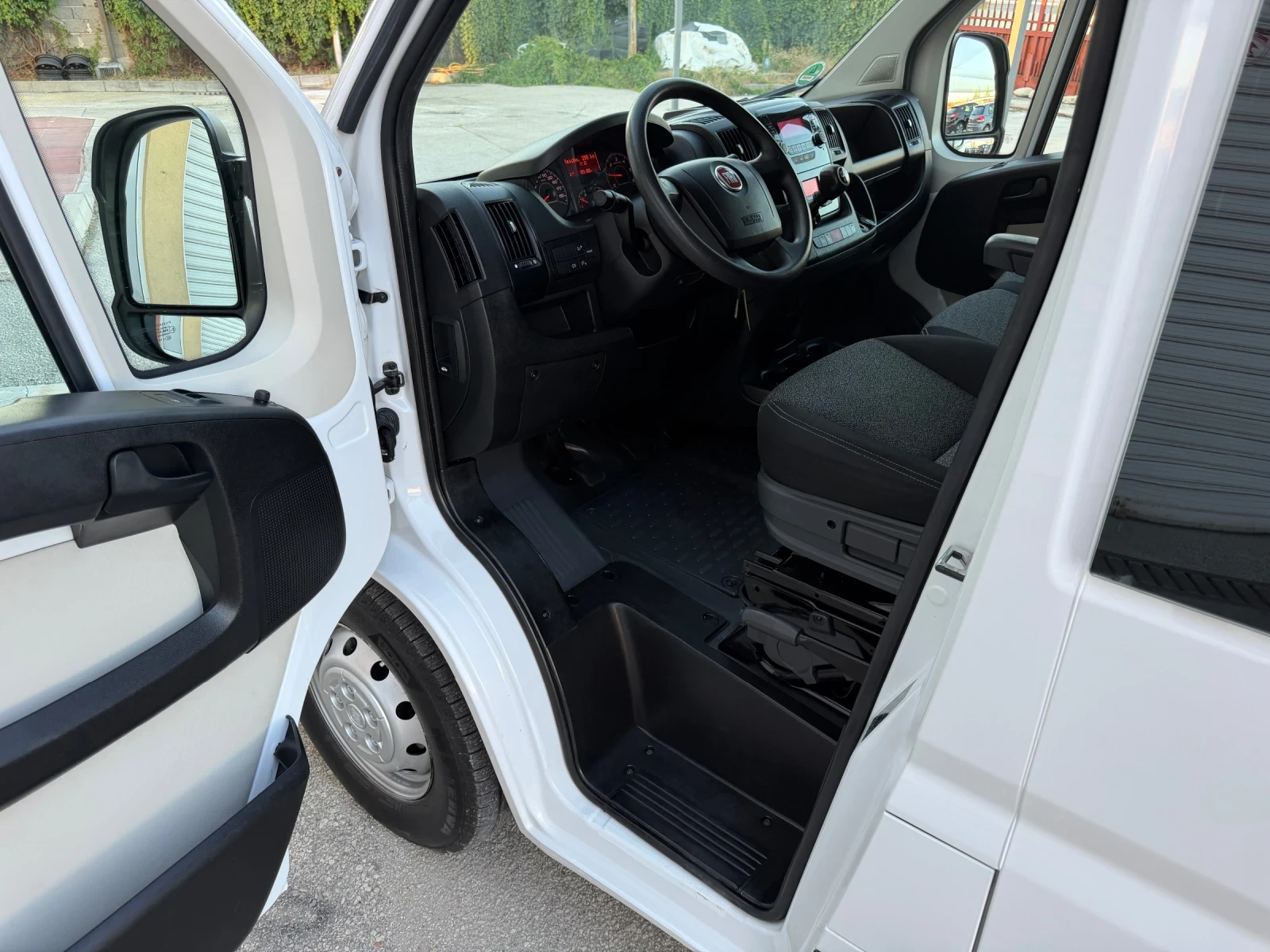 Fiat Ducato 2.3MJET L4H2 5+ 1места КЛИМА ТОВАРЕН ГЕРМАНИЯ, снимка 11 - Бусове и автобуси - 55996663