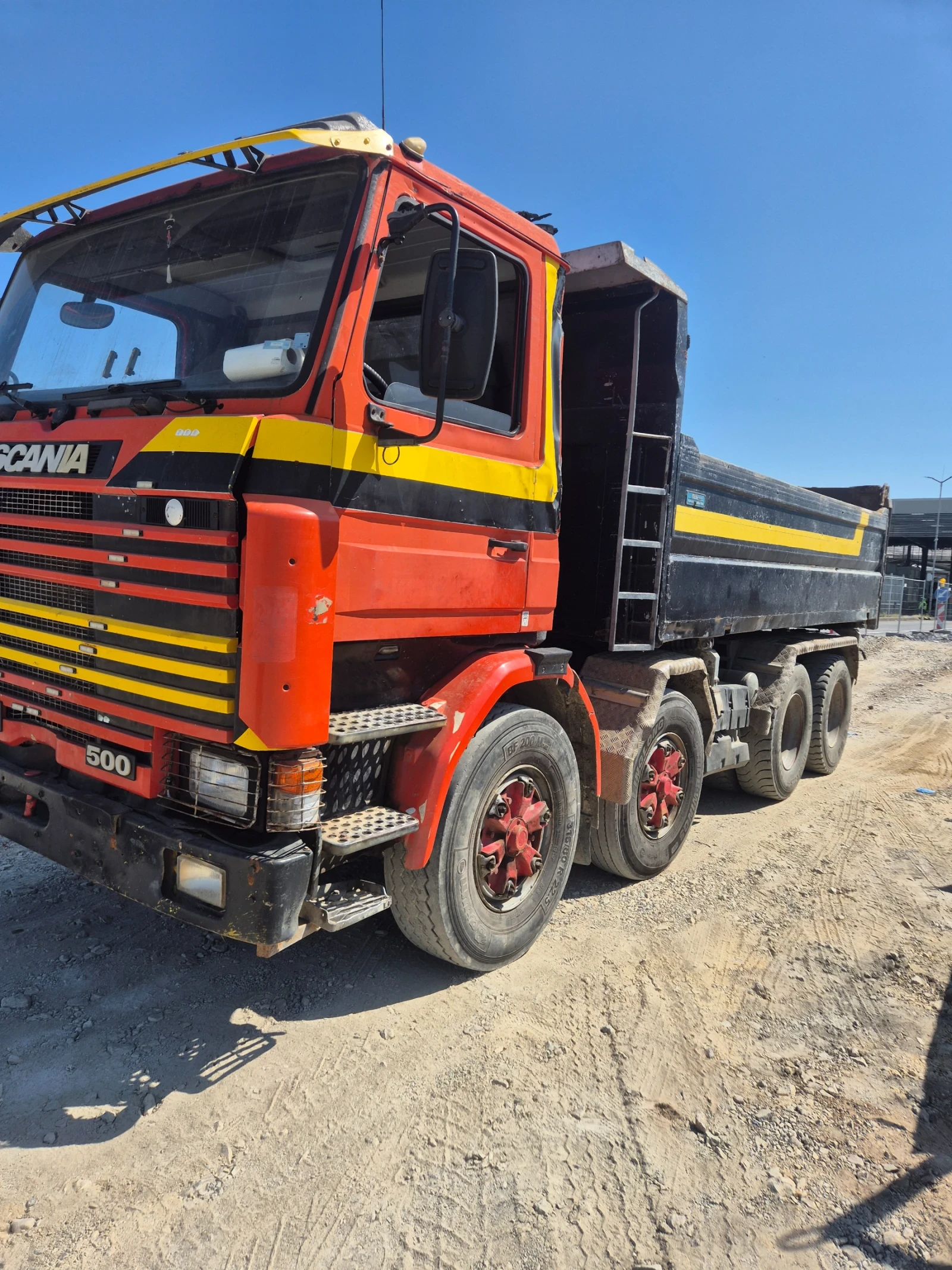 Scania 143